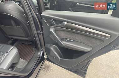 Внедорожник / Кроссовер Audi SQ5 2020 в 