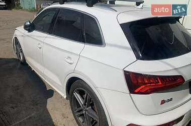 Внедорожник / Кроссовер Audi SQ5 2017 в 