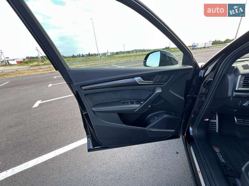 Внедорожник / Кроссовер Audi SQ5 2018 в Львове