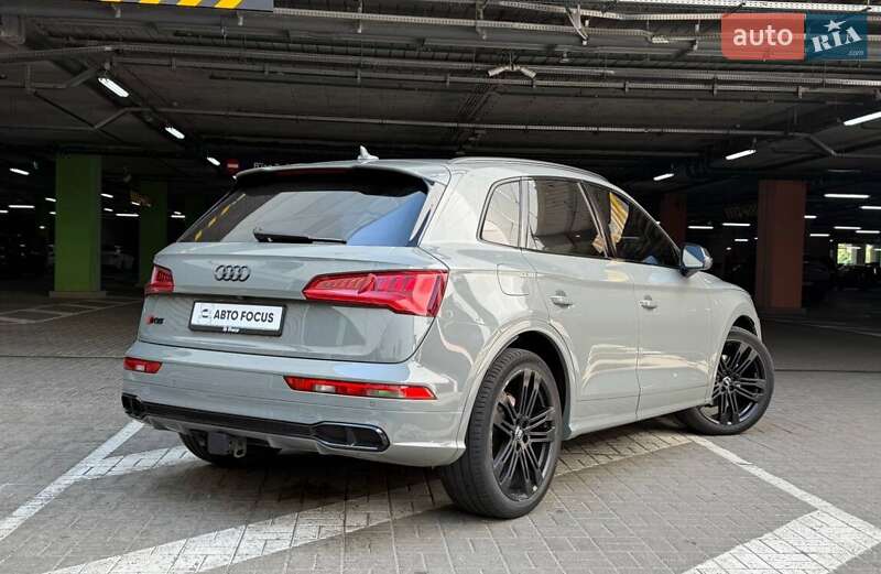 Позашляховик / Кросовер Audi SQ5 2019 в Києві