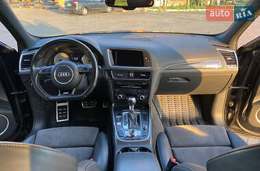 Внедорожник / Кроссовер Audi SQ5 2015 в 