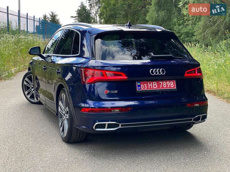 Внедорожник / Кроссовер Audi SQ5 2017 в Киеве