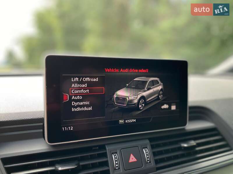 Внедорожник / Кроссовер Audi SQ5 2017 в Киеве