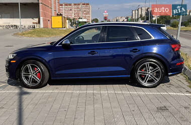 Внедорожник / Кроссовер Audi SQ5 2018 в 