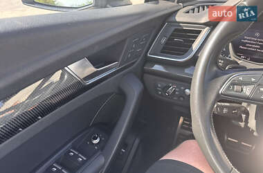 Внедорожник / Кроссовер Audi SQ5 2018 в 