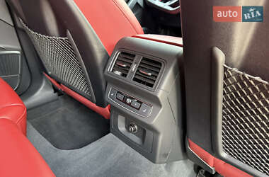 Внедорожник / Кроссовер Audi SQ5 2020 в 