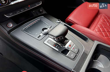 Внедорожник / Кроссовер Audi SQ5 2020 в 