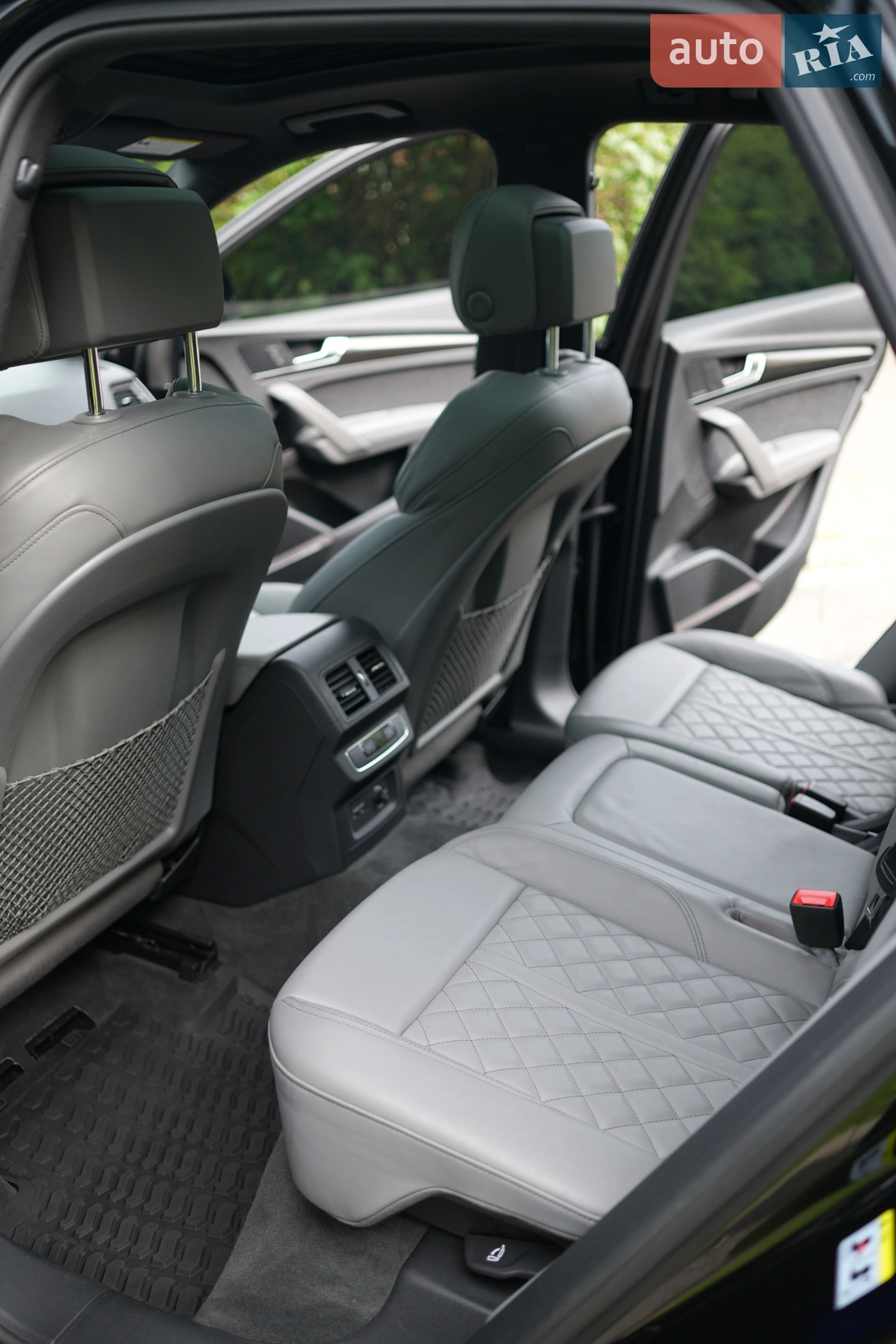 2020 Audi SQ5 - мініатюра 17