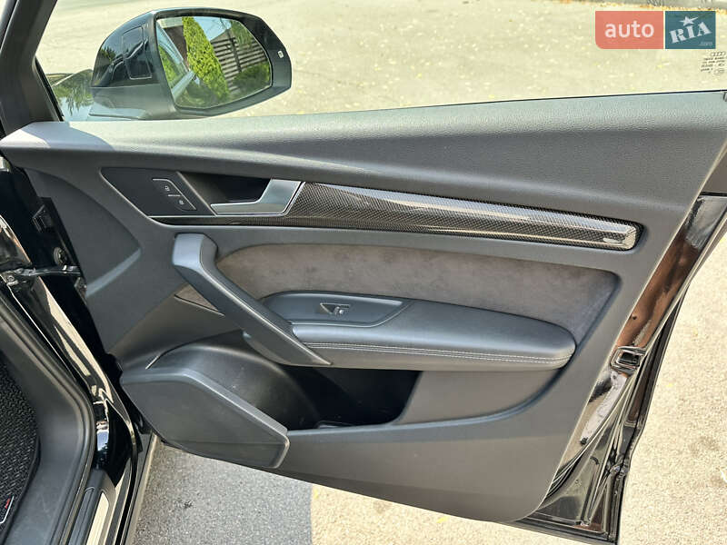 Внедорожник / Кроссовер Audi SQ5 2018 в Днепре фото 17 Внедорожник / Кроссовер Audi SQ5 2018 в Днепре