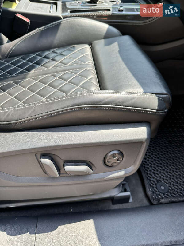Внедорожник / Кроссовер Audi SQ5 2018 в Днепре фото 20 Внедорожник / Кроссовер Audi SQ5 2018 в Днепре