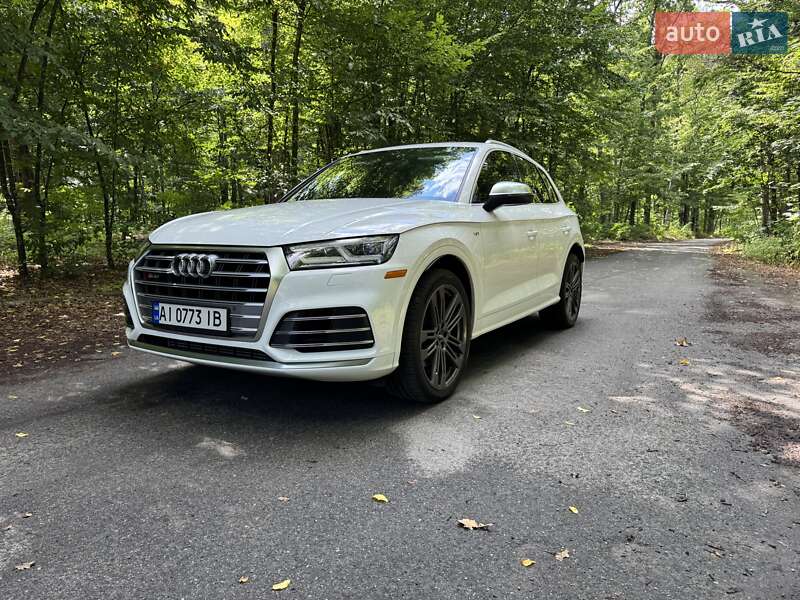Позашляховик / Кросовер Audi SQ5 2017 в Києві