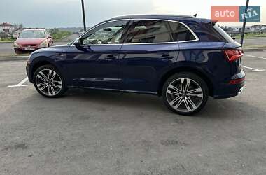 Внедорожник / Кроссовер Audi SQ5 2017 в 