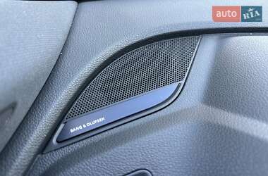 Внедорожник / Кроссовер Audi SQ5 2017 в 