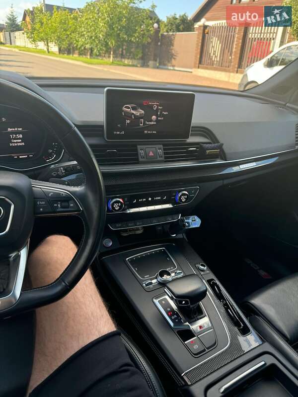 Внедорожник / Кроссовер Audi SQ5 2018 в Киеве