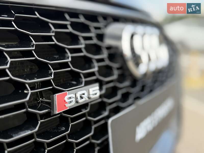 Внедорожник / Кроссовер Audi SQ5 2018 в Киеве