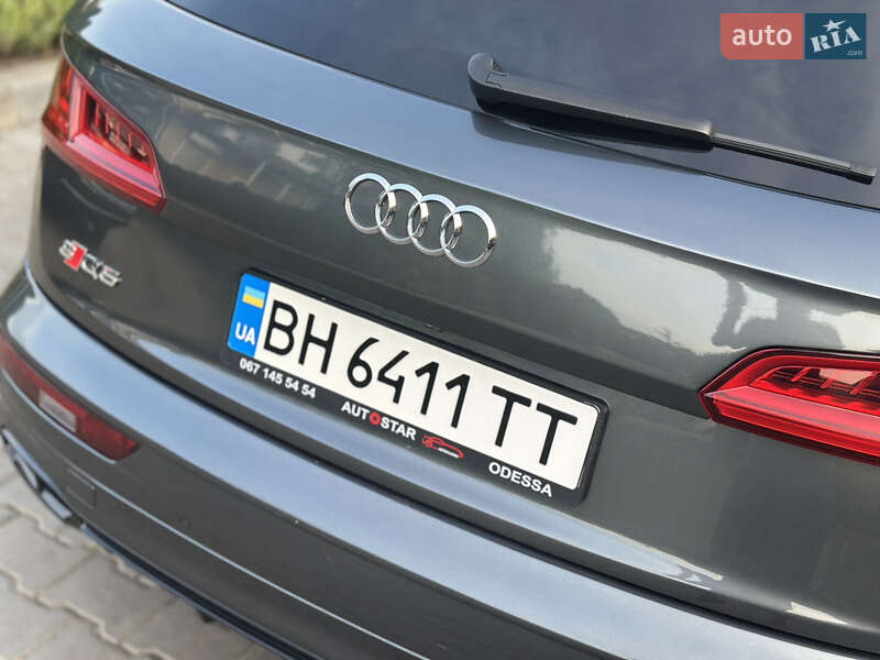 Внедорожник / Кроссовер Audi SQ5 2019 в Одессе