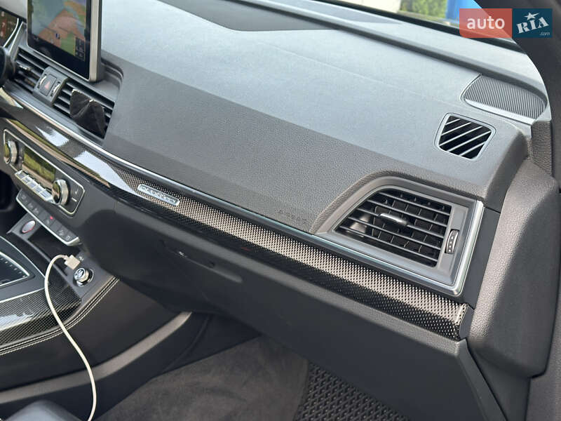Внедорожник / Кроссовер Audi SQ5 2019 в Одессе