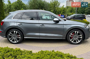 Позашляховик / Кросовер Audi SQ5 2017 в 