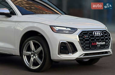 Внедорожник / Кроссовер Audi SQ5 2024 в 