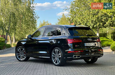 Внедорожник / Кроссовер Audi SQ5 2018 в 