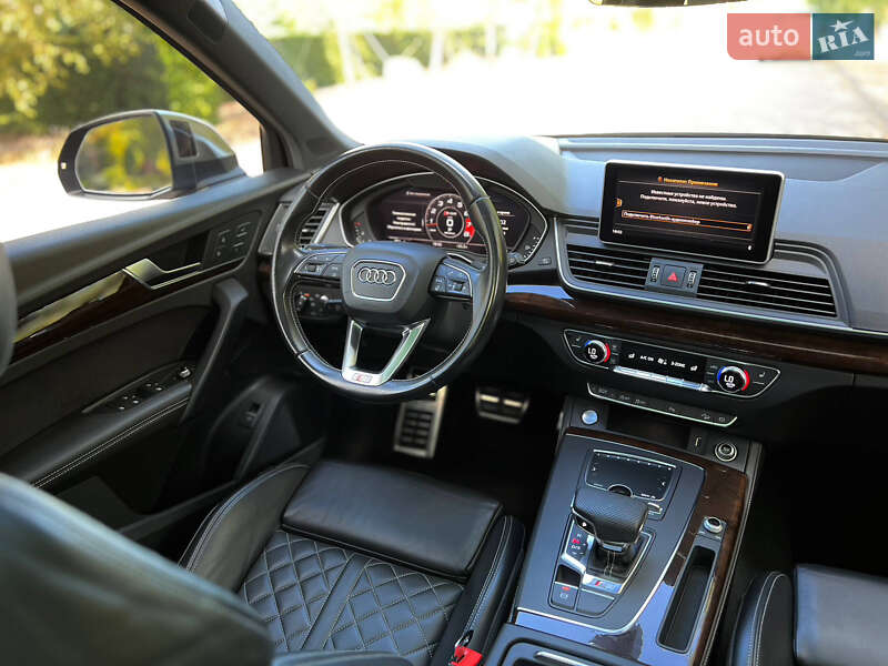 Внедорожник / Кроссовер Audi SQ5 2018 в Одессе