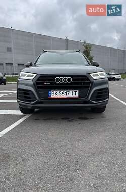 Внедорожник / Кроссовер Audi SQ5 2020 в 