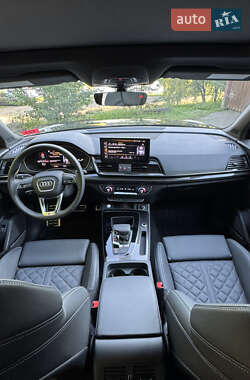 Внедорожник / Кроссовер Audi SQ5 2024 в 