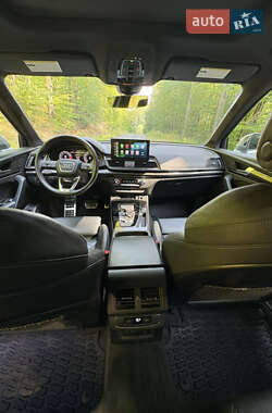 Внедорожник / Кроссовер Audi SQ5 2022 в 
