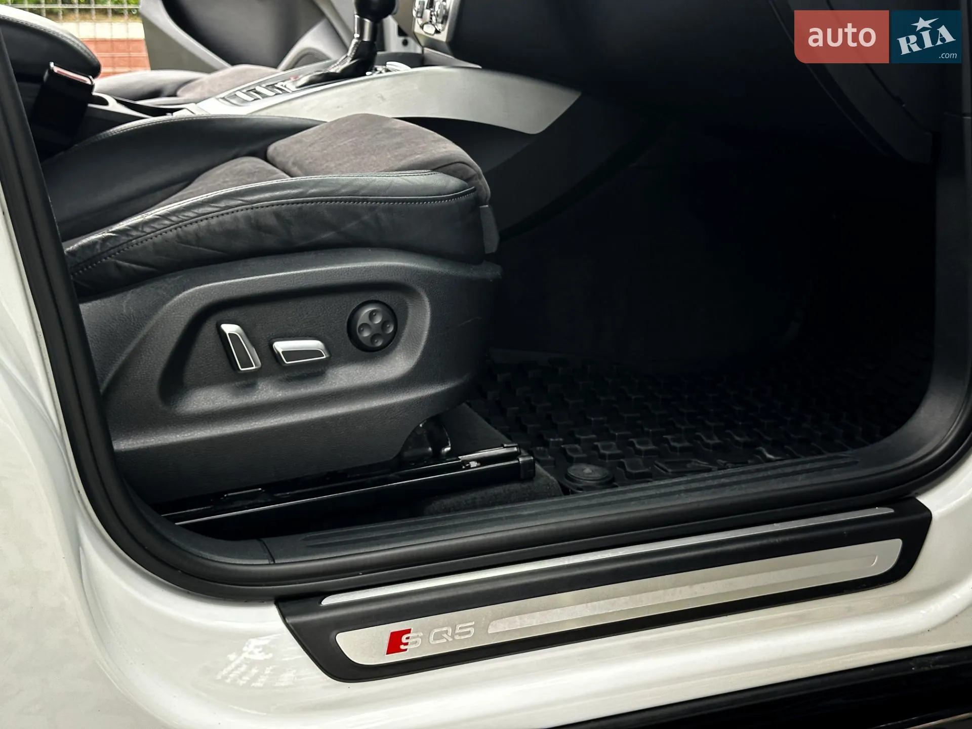 2015 Audi SQ5 - мініатюра 32