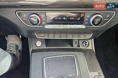 Позашляховик / Кросовер Audi SQ5 2019 в 