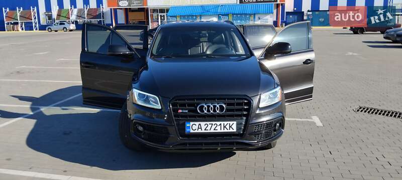 Внедорожник / Кроссовер Audi SQ5 2016 в Умани