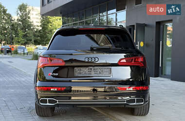 Внедорожник / Кроссовер Audi SQ5 2018 в 