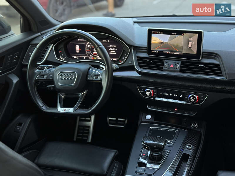 Внедорожник / Кроссовер Audi SQ5 2019 в Киеве
