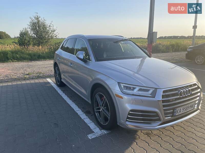 Audi SQ5 2019