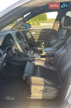 Внедорожник / Кроссовер Audi SQ5 2019 в 