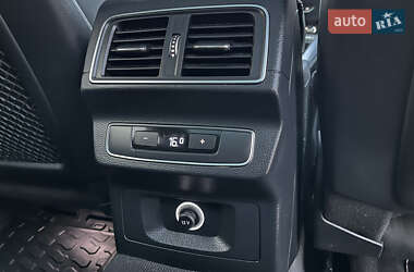 Внедорожник / Кроссовер Audi SQ5 2018 в 
