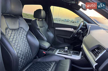 Внедорожник / Кроссовер Audi SQ5 2018 в 