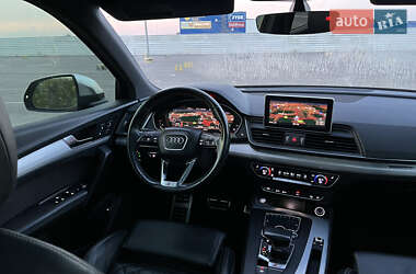 Внедорожник / Кроссовер Audi SQ5 2018 в 