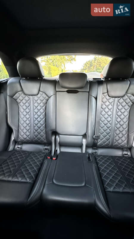 Позашляховик / Кросовер Audi SQ5 2017 в Дніпрі