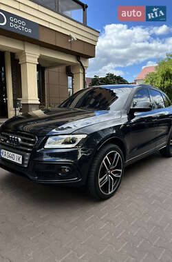 Внедорожник / Кроссовер Audi SQ5 2015 в 