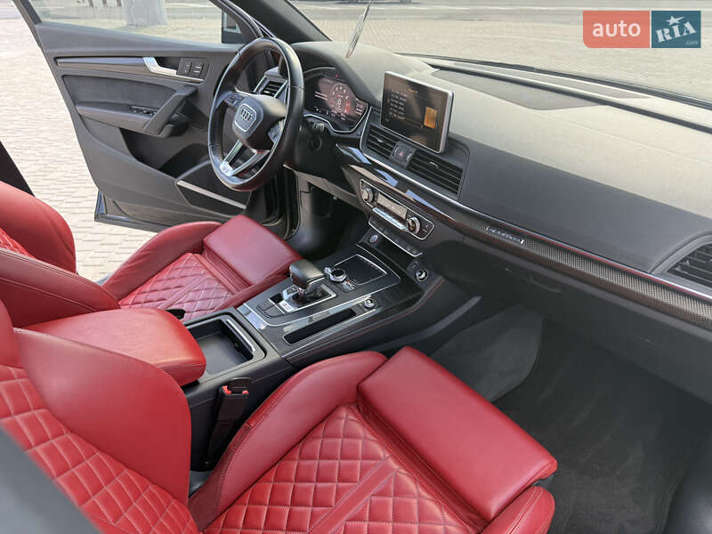 Внедорожник / Кроссовер Audi SQ5 2018 в Харькове