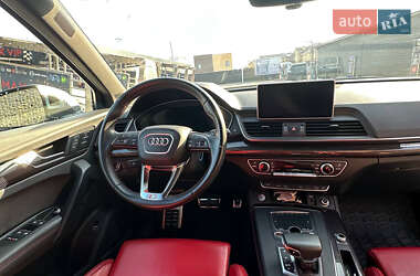 Внедорожник / Кроссовер Audi SQ5 2019 в 