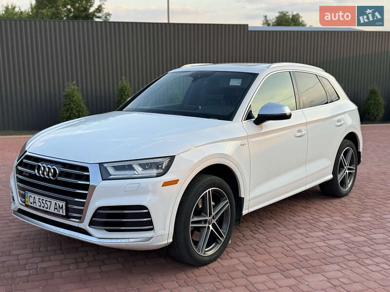 Внедорожник / Кроссовер Audi SQ5 2018 в Жашкове
