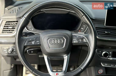 Внедорожник / Кроссовер Audi SQ5 2018 в 