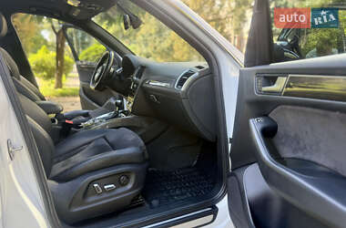 Внедорожник / Кроссовер Audi SQ5 2013 в 