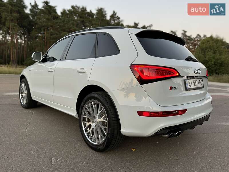 Внедорожник / Кроссовер Audi SQ5 2015 в Киеве