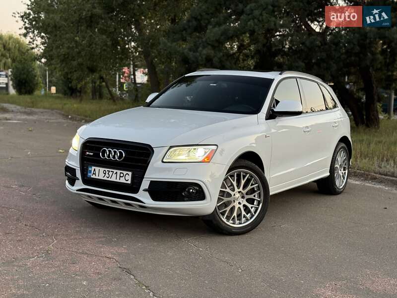 Внедорожник / Кроссовер Audi SQ5 2015 в Киеве
