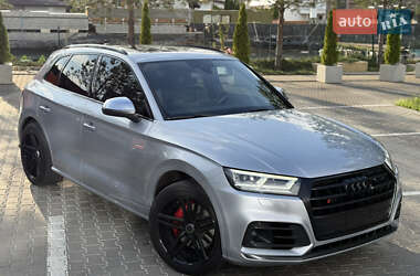 Внедорожник / Кроссовер Audi SQ5 2018 в 