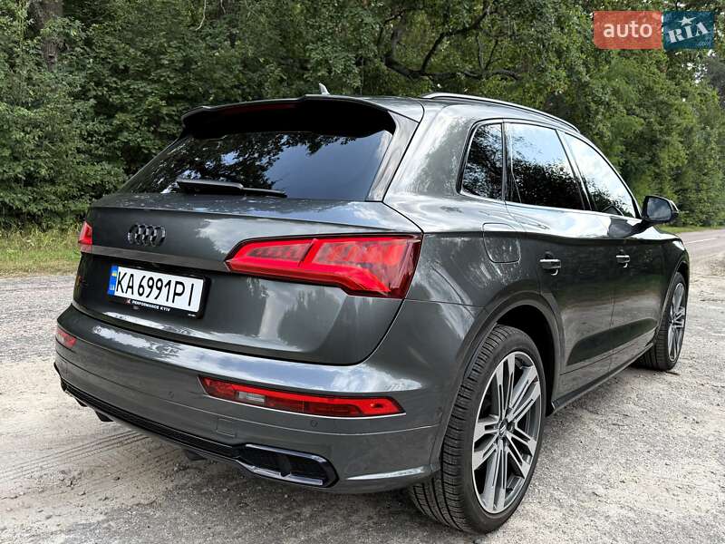 Внедорожник / Кроссовер Audi SQ5 2018 в Киеве