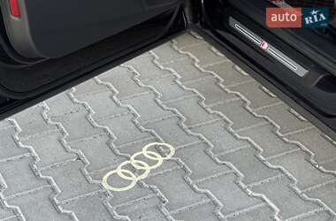 Внедорожник / Кроссовер Audi SQ5 2020 в 